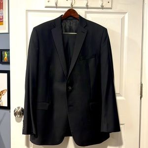 Calvin Klein, charcoal men’s suit 44L